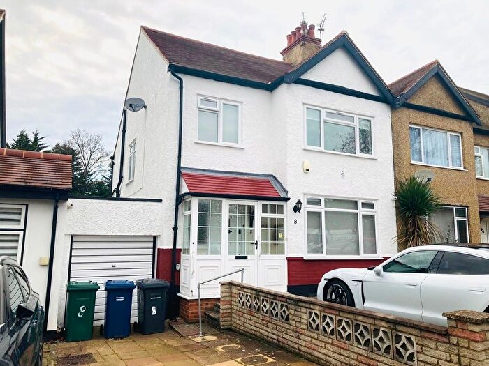 3 Bedroom Semi-Detached House To Rent In Downhurst Avenue, London, NW7