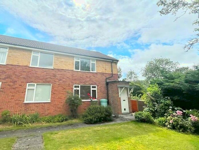 2 Bedroom Flat To Rent In Rothschild Road, Leighton Buzzard, LU7