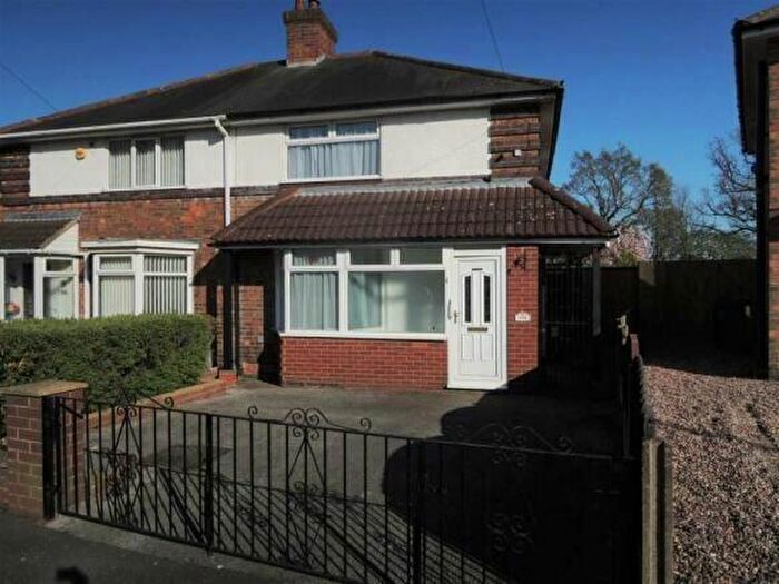 3 Bedroom Semi-Detached House To Rent In Chingford Road, Birmingham, B44