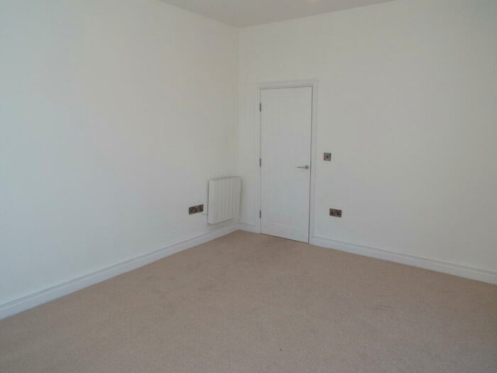 1 Bedroom Flat To Rent In Station Street, Mansfield Woodhouse, NG19