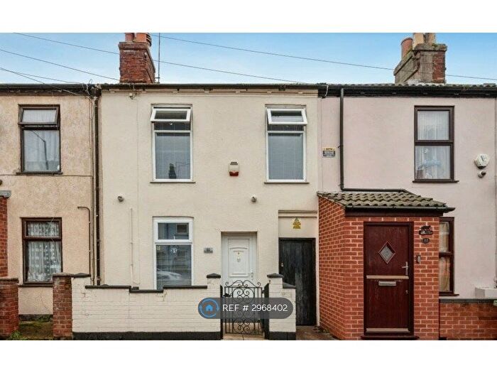 2 Bedroom Terraced House To Rent In Lancaster Road, Great Yarmouth, NR30