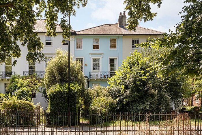1 Bedroom Flat To Rent In Heathfield Terrace, Chiswick, W4
