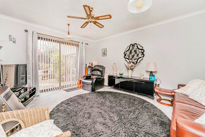 2 Bedroom Terraced Bungalow For Sale In Stadtpeine Close, Corby, NN17
