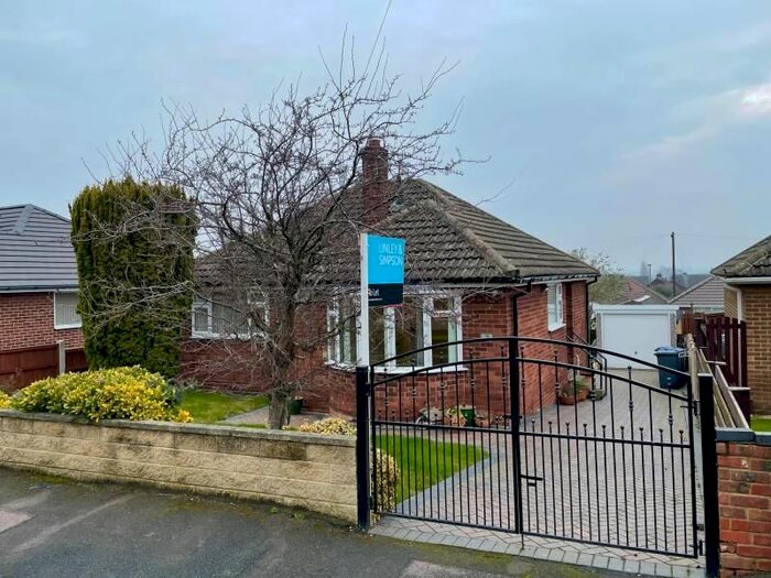 2 Bedroom Bungalow To Rent In Avon Close, Wombwell, Barnsley, S73