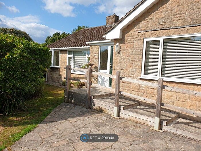 3 Bedroom Bungalow To Rent In Brinsley Close, Sturminster Newton, DT10