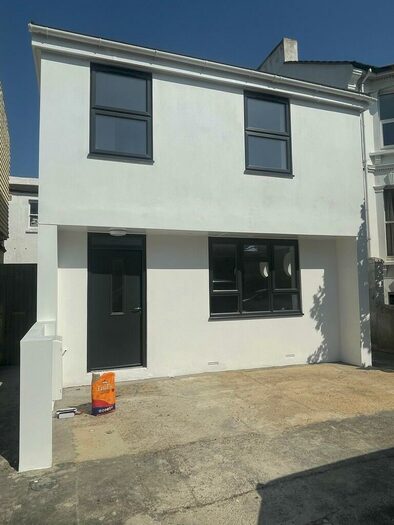 1 Bedroom Link Detached House To Rent In Westbourne Street, Hove, BN3