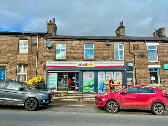 2 Bedroom Flat To Rent In Albion Road, New Mills SK22