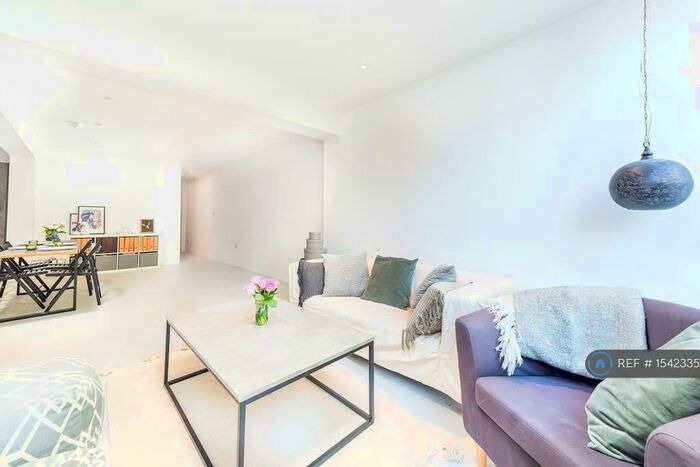 2 Bedroom Flat To Rent In Burrows Road, London, NW10