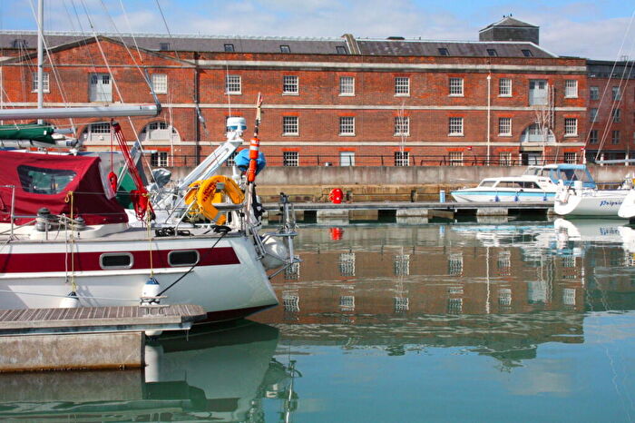 2 Bedroom Apartment For Sale In The Granary & Bakery, Weevil Lane, Gosport, PO12