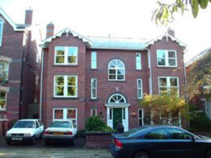2 Bedroom Flat To Rent In Ivanhoe Road, Lark Lane, L17