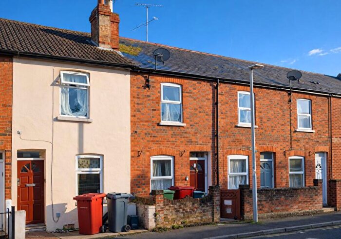 2 Bedroom Terraced House For Sale In Wolseley Street, Reading, Berkshire, RG1