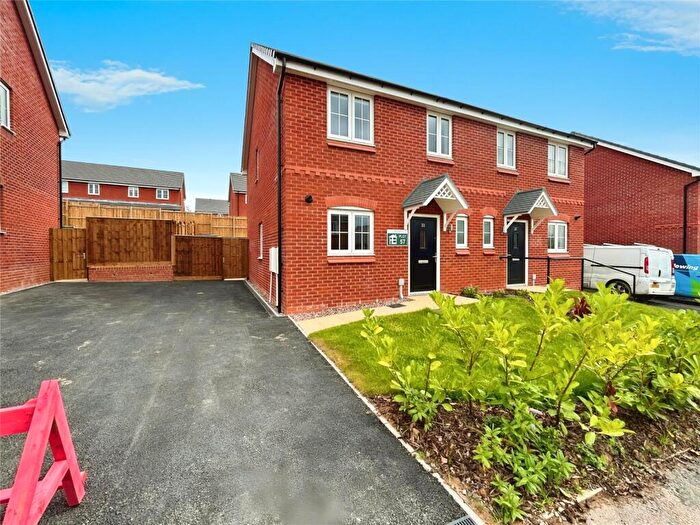 3 Bedroom Semi-Detached House To Rent In Butterworth Road, Sutton-in-Ashfield, Nottinghamshire, NG17