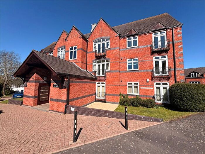 2 Bedroom Apartment For Sale In Brindley Court, Braunston, Northamptonshire, NN11