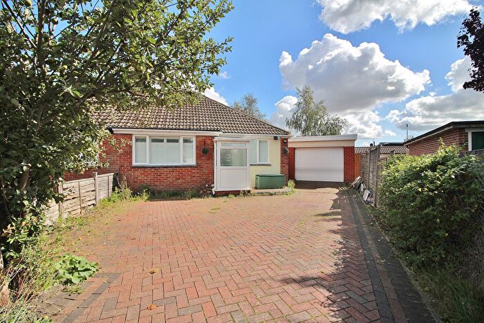 2 Bedroom Semi-Detached Bungalow For Sale In Silverdale Drive, Waterlooville, PO7
