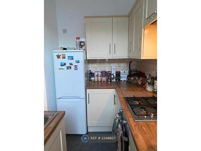 1 Bedroom Flat To Rent In London, London, W14