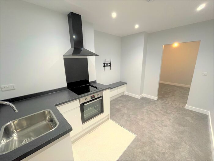 1 Bedroom Studio To Rent In Rolle Street, Exmouth, EX8