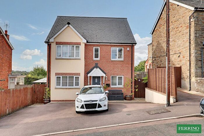 4 Bedroom Detached House For Sale In Grove Road, Lydney, Gloucestershire., GL15