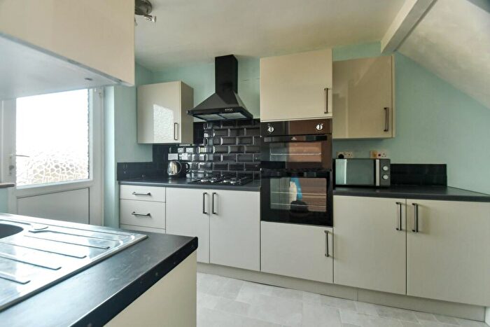 3 Bedroom Terraced House For Sale In Winchester Way, Rainham, Gillingham, ME8