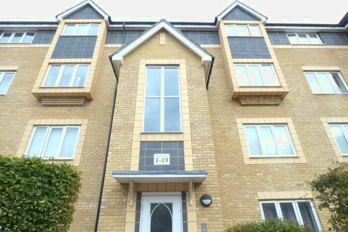 2 Bedroom Flat To Rent In Stone House Lane, Dartford, DA2