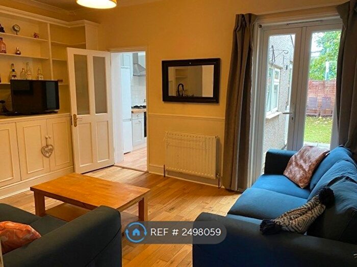 4 Bedroom Terraced House To Rent In Kenlor Road, London, SW17