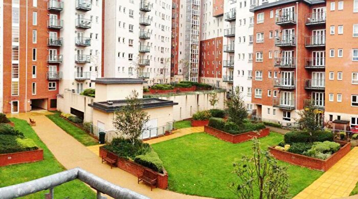 1 Bedroom Flat To Rent In Oceana Boulevard, Gate, Southampton, SO14