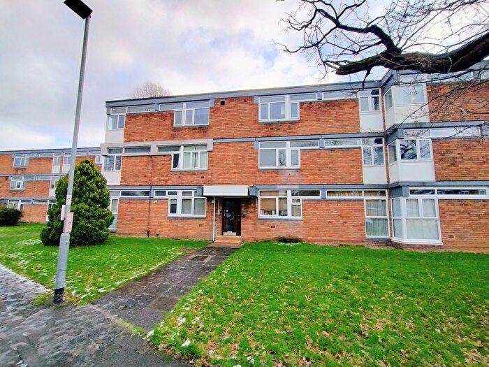 2 Bedroom Flat To Rent In The Lindens, Newbridge Crescent, Wolverhampton, WV6