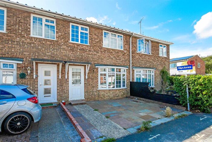 3 Bedroom Terraced House To Rent In Timberleys, Littlehampton, BN17