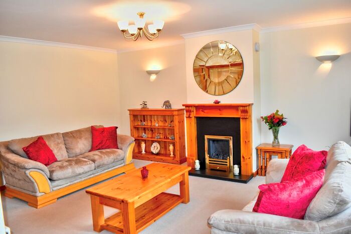5 Bedroom Detached House For Sale In Urquhart Road, Dingwall IV15