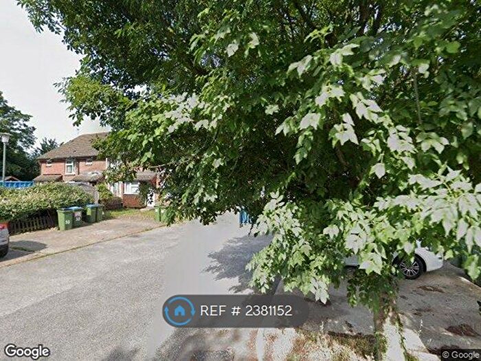 1 Bedroom Terraced House To Rent In Rollesby Way, London, SE28