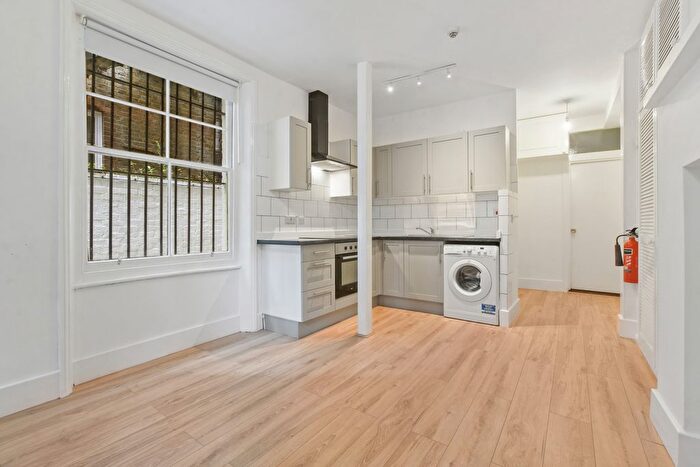 1 Bedroom Flat To Rent In Garden Flat, Archway Road, Highgate, N6