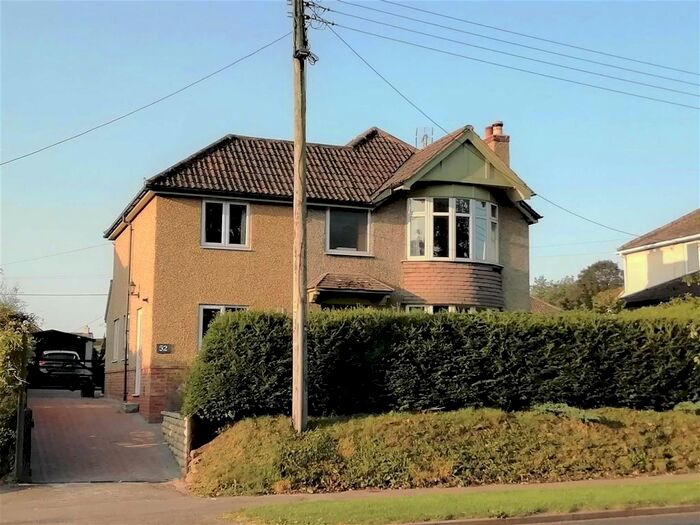 4 Bedroom Detached House To Rent In Bristol Road, Chippenham, SN15