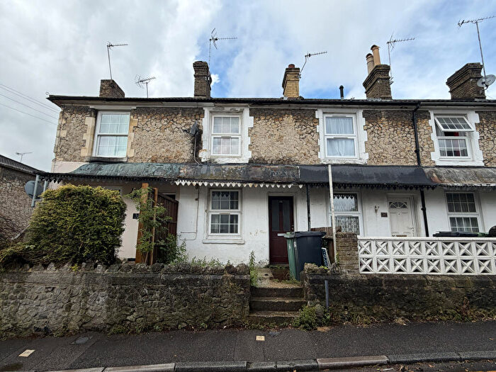 2 Bedroom Terraced House For Sale In Bower Lane, Maidstone, Kent, ME16