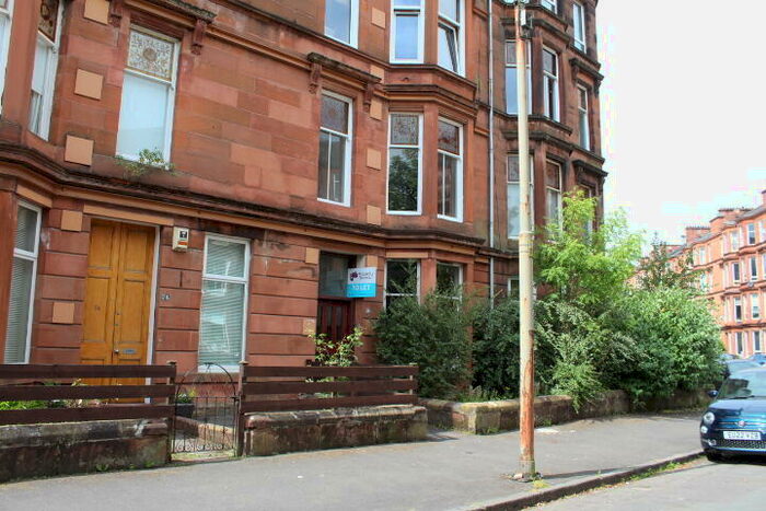 1 Bedroom Flat To Rent In Waverley Gardens, Shawlands, G41