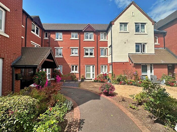 1 Bedroom Apartment For Sale In Ross Court, Curie Close, Rugby, CV21