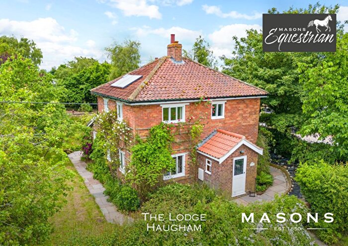 3 Bedroom Cottage For Sale In The Lodge, Haugham, Louth, LN11
