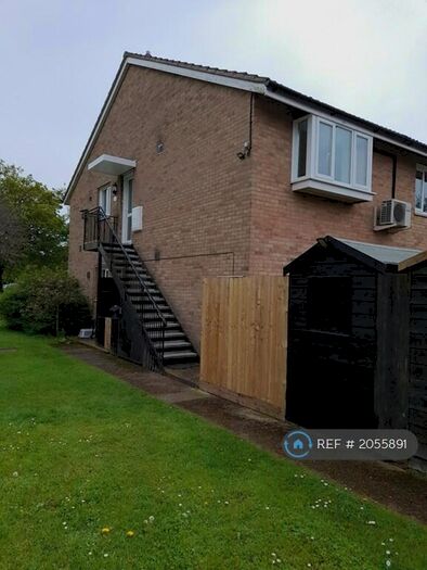 2 Bedroom Flat To Rent In Rendlesham, Woodbridge, IP12