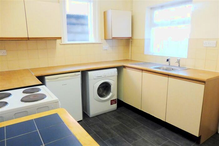 1 Bedroom Apartment To Rent In Derby Street, Burton-On-Trent, DE14