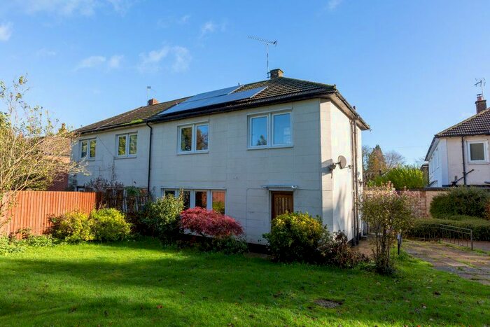 3 Bedroom Semi-Detached House To Rent In Bullfinch Close, Riverhead, TN13