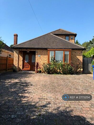 3 Bedroom Detached House To Rent In Deanshanger Road, Old Stratford, Milton Keynes, MK19