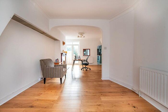 3 Bedroom Terraced House For Sale In Emma Road, Plaistow, London, E13