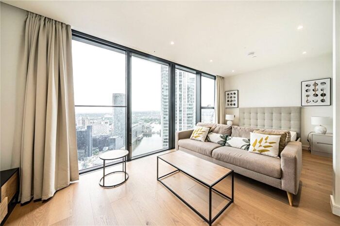 Studio To Rent In Hampton Tower, Canary Wharf, E14