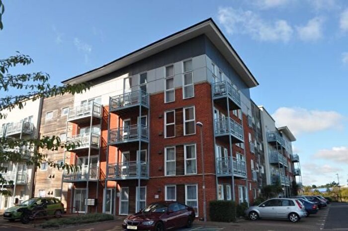 2 Bedroom Flat To Rent In Reavell Place, Ipswich, IP2
