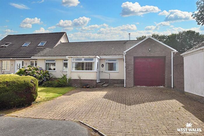 3 Bedroom Semi-Detached Bungalow For Sale In St. Daniels Drive, Pembroke, SA71