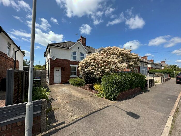 3 Bedroom Semi-Detached House To Rent In Harcourt Street, Kirkby In Ashfield, Nottinghamshire, NG17