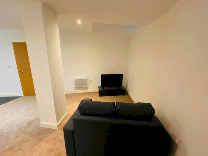 1 Bedroom Flat To Rent In Vicar Lane, Bradford, BD1