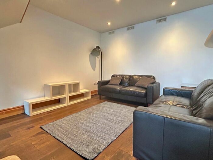 4 Bedroom Terraced House To Rent In Monk Bridge Street, Meanwood, Leeds, LS6