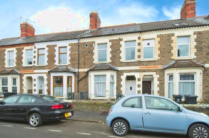 4 Bedroom Flat For Sale In Diana Street, Cardiff, CF24