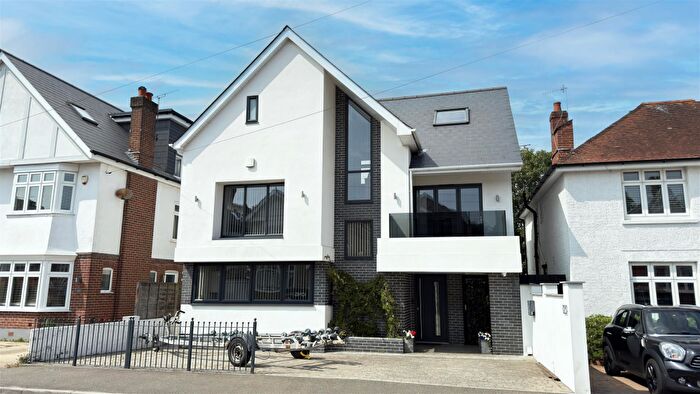 5 Bedroom Detached House For Sale In Parkstone Avenue, Lower Parkstone, BH14