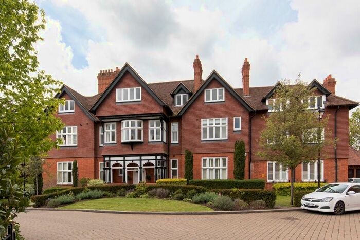 2 Bedroom Apartment To Rent In Newton Park Place, Chislehurst, BR7