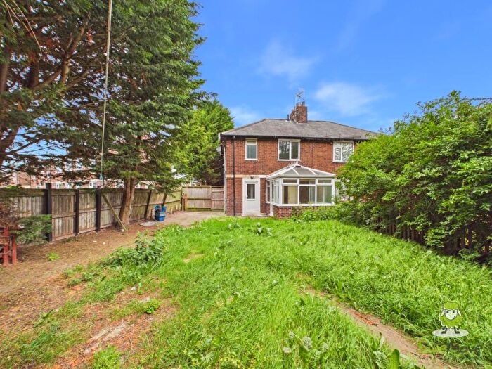 2 Bedroom Semi-Detached House For Sale In North Green, Sealand, Deeside, Flintshire, CH5